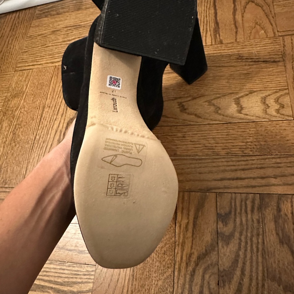 Larroude boot - Picture 3 of 16
